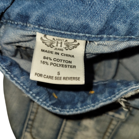 Hint Jeans Mini Skirt.        Size 5 - Picture 5 of 9